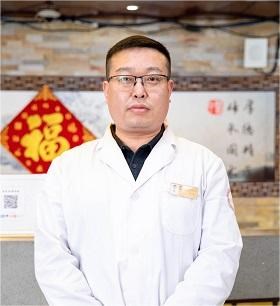 李伟华